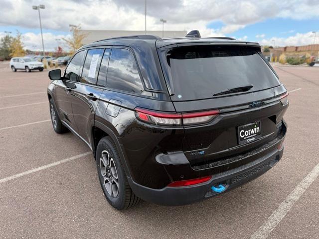 2022 jeep grand cherokee 4xe trailhawk