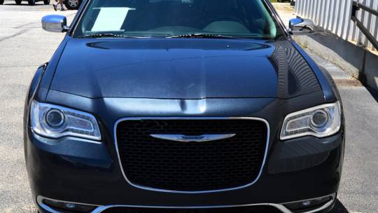 2017 Chrysler 300
