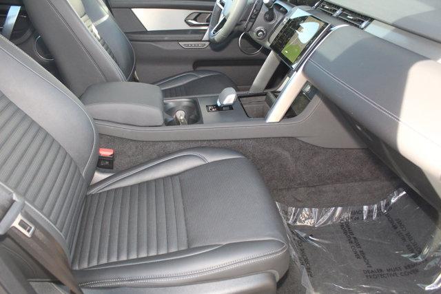 2024 land rover discovery sport dynamic se