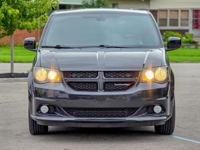 2019 dodge grand caravan se