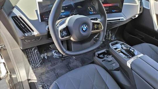 2024 BMW iX