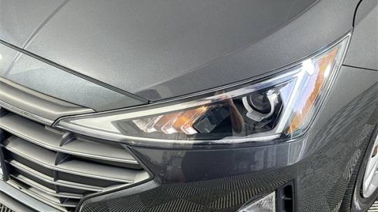 2020 hyundai elantra se