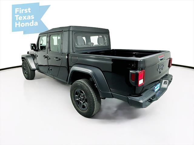 2022 jeep gladiator sport
