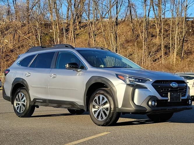 2024 subaru outback premium in hartford, connecticut