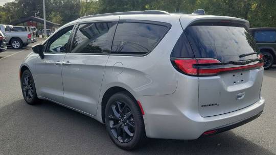 2024 Chrysler Pacifica