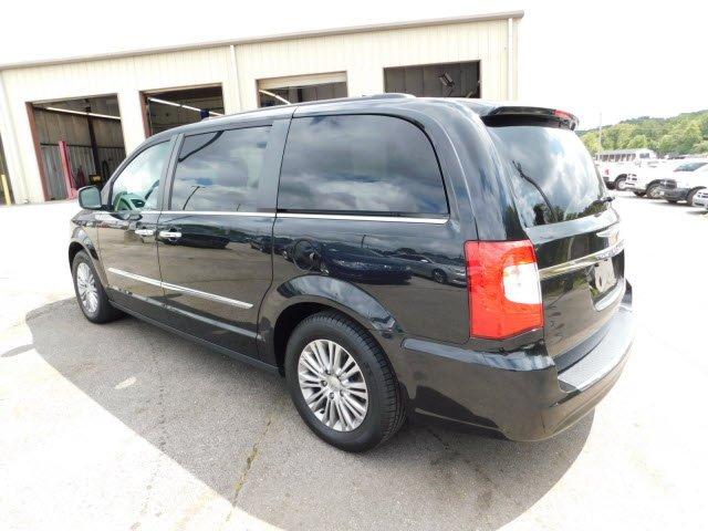 used 2016 chrysler town & country touring-l florence, al 35630 for sale in florence, alabama