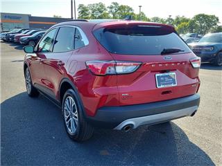 2021 Ford Escape sel