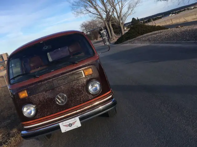 1978 vw bus, rare champagne edition, original patina. low reserve