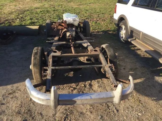 1950's jaguar xk 150 rolling chassis with motor and transmission