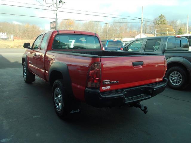 2013 toyota tacoma base
