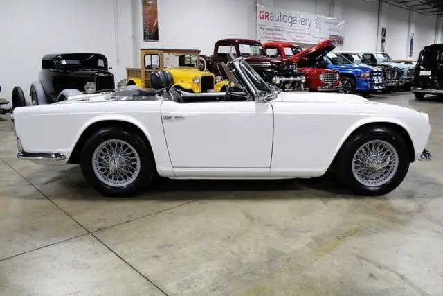 1965 triumph tr4 78164 miles white convertible 2138cc 2.1l i4 4 speed manual