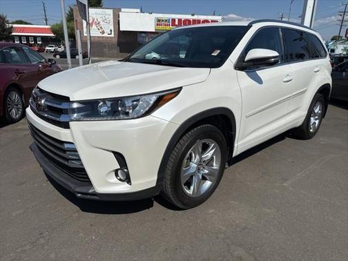 2017 toyota highlander