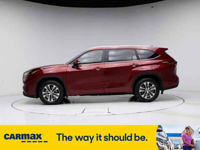 2023 toyota highlander xle