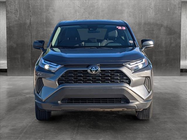 2023 toyota rav4 le