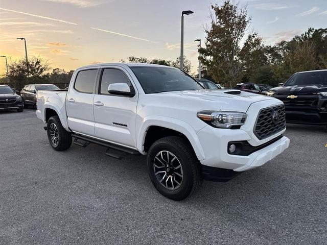 2022 toyota tacoma trd sport