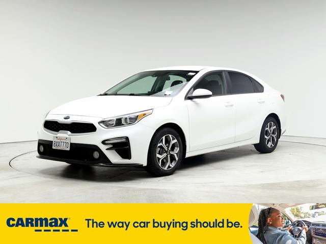 2021 kia forte lxs