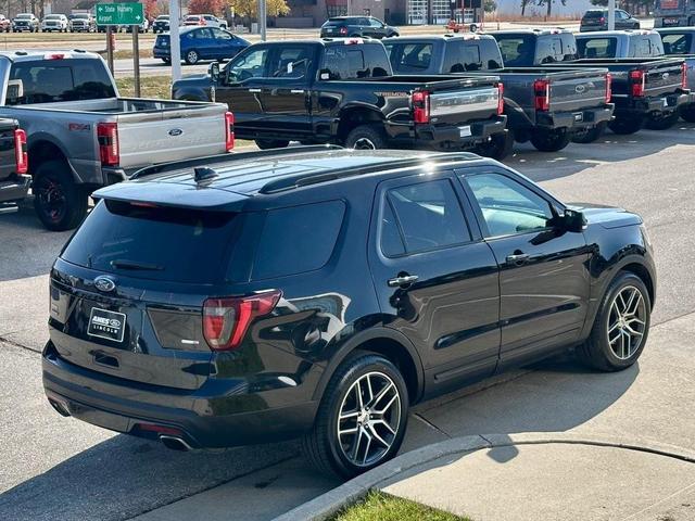 2017 ford explorer sport