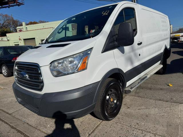2017 ford transit-250 base