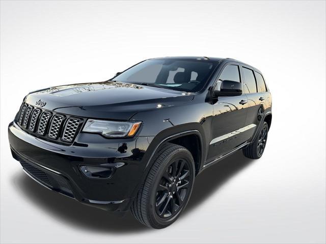 2022 jeep grand cherokee laredo