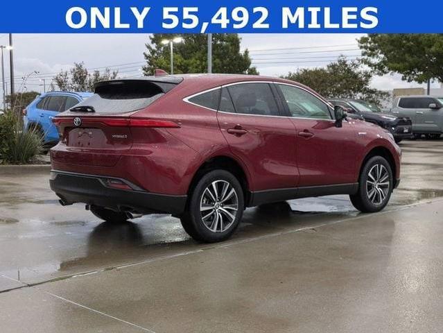 2021 toyota venza le