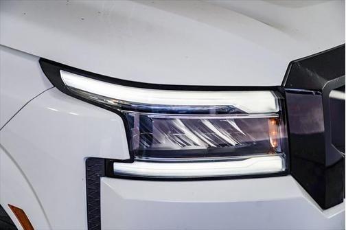 2023 nissan frontier
