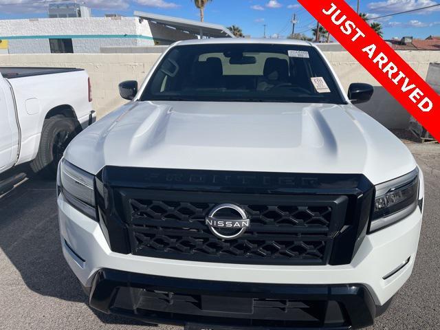 2023 nissan frontier sv