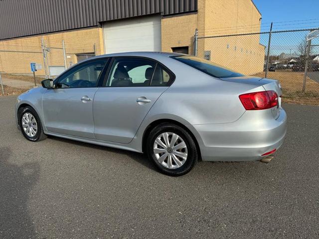 2014 volkswagen jetta auto s