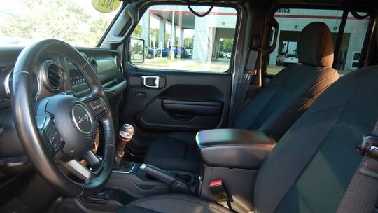 2021 Jeep Gladiator s