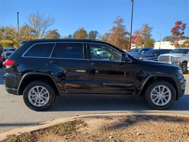 2022 jeep grand cherokee laredo