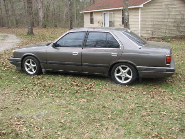 1988 mazda 929 rare 5-speed m/t car w/new engine & trans w/less than 50k miles!