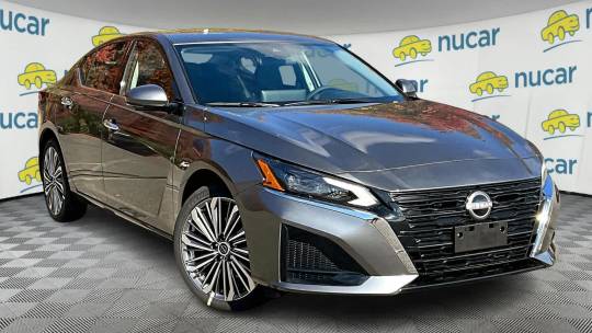 2025 Nissan Altima