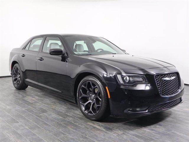 2020 chrysler 300 in orlando, florida