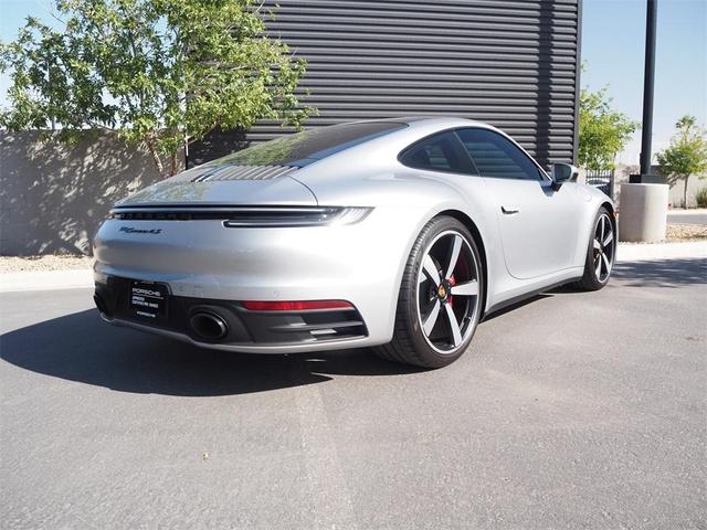 2024 porsche 911 carrera 4s