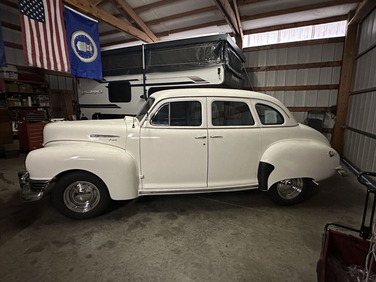 1948 nash 600 sedan white 4 door