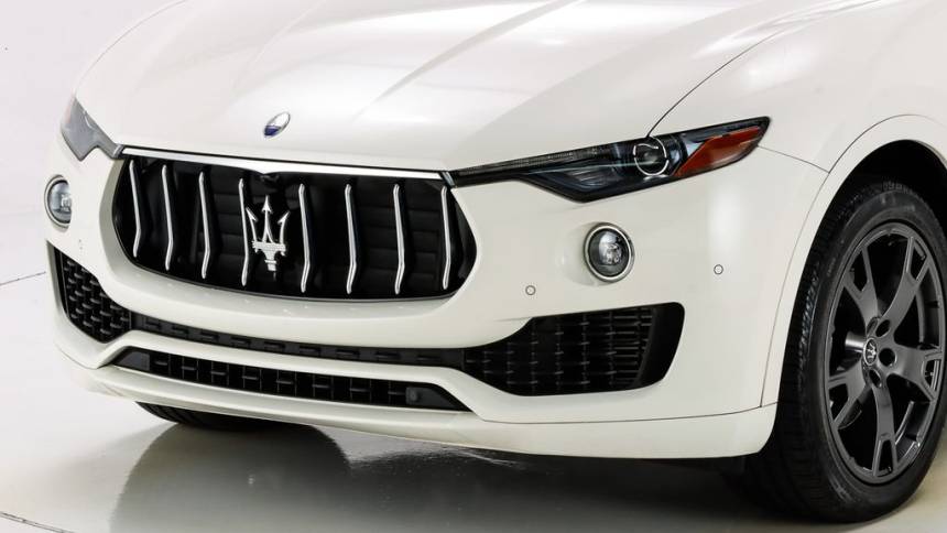 2020 maserati levante base