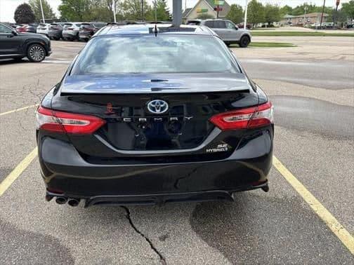 2020 toyota camry se in janesville, wisconsin