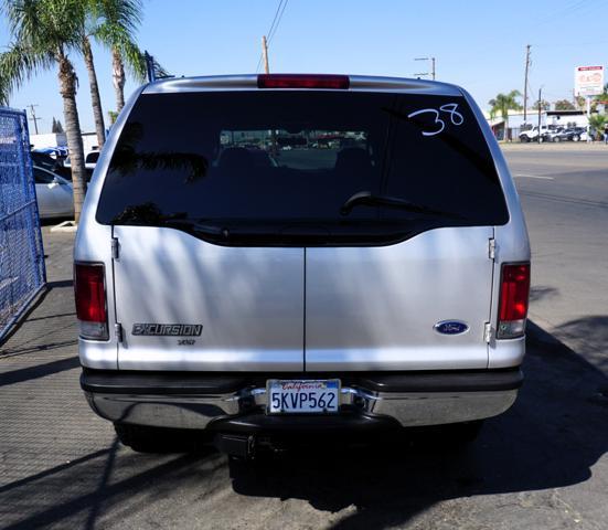 2004 ford excursion xlt