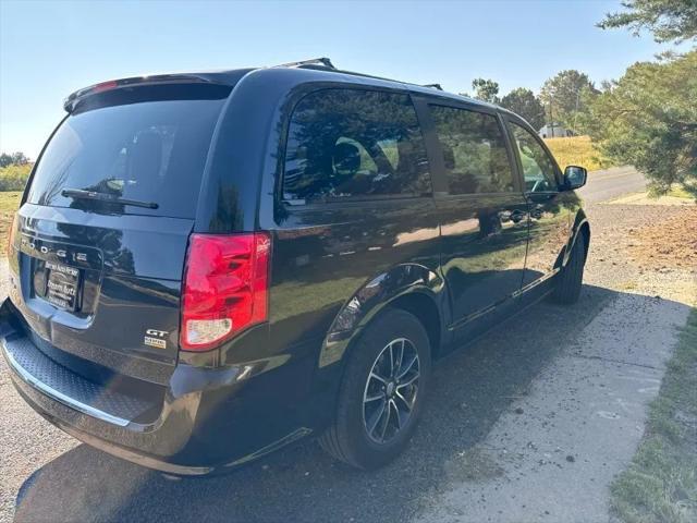 2018 dodge grand caravan gt