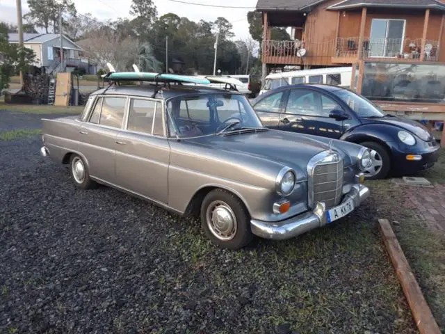 1967 mercedes-benz 200 diesel