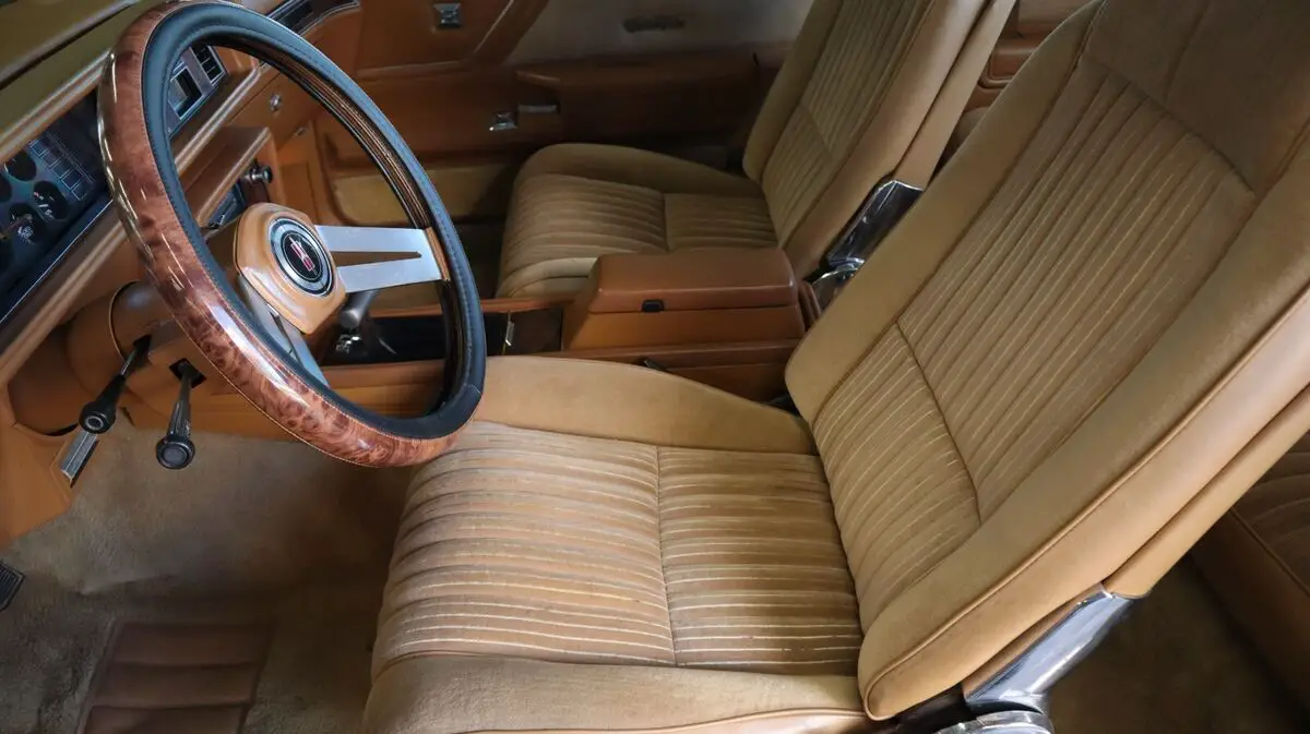 1979 cutlass calais t-top with hurst dual gate shifter