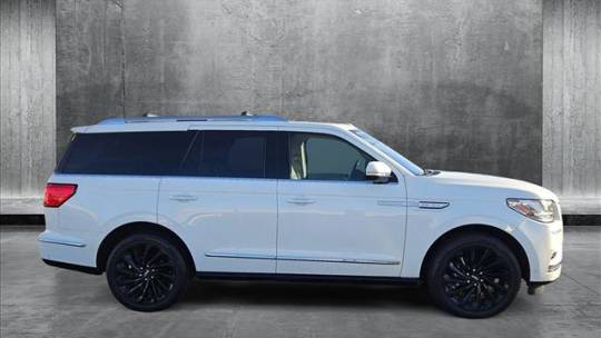 2020 Lincoln Navigator
