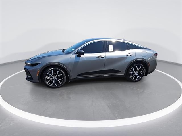 2023 toyota crown xle