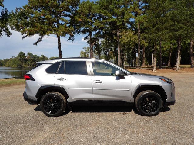 2022 toyota rav4 hybrid se