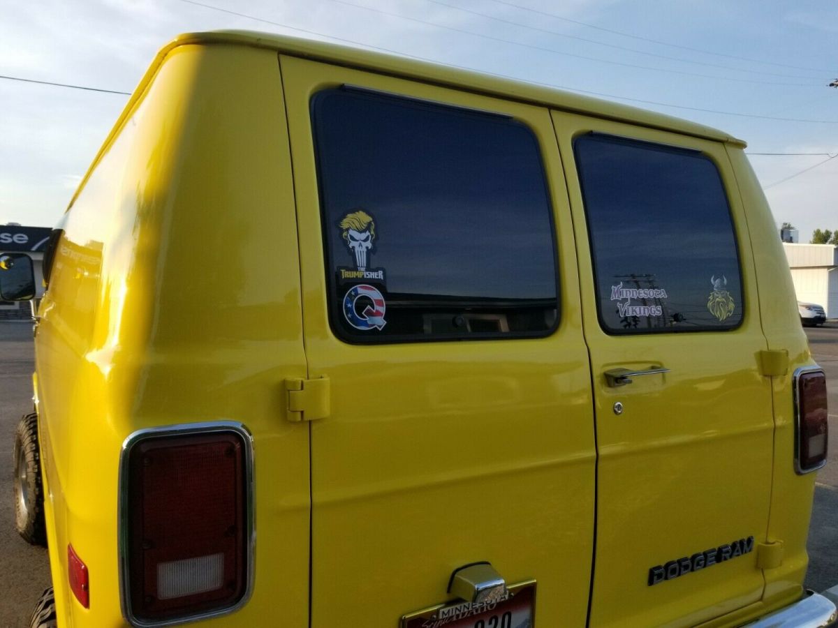 1982 dodge custom van 4x4 shorty no window side pipes "summer crush"