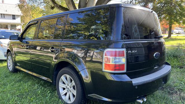 2010 ford flex se