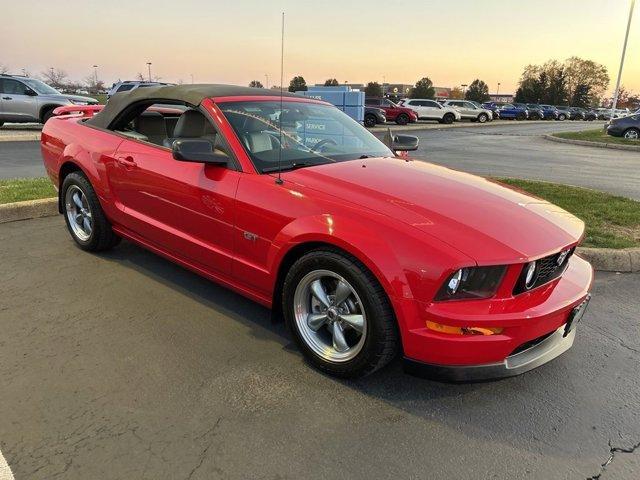 2005 ford mustang gt premium