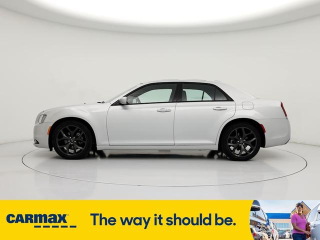 2023 chrysler 300 s