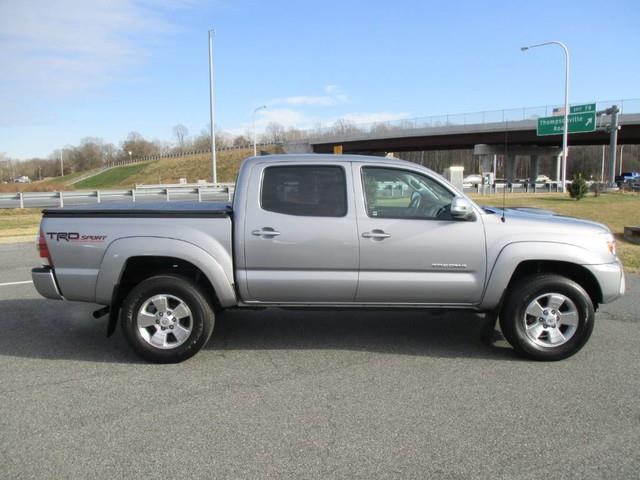 2015 toyota tacoma v6 4x4 v6 4dr double cab 5.0 ft sb 6m for sale in milford, delaware