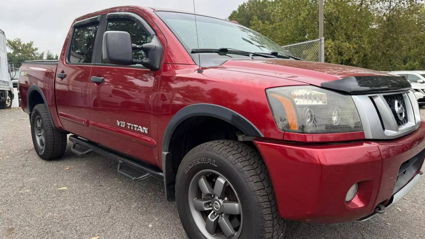 2014 nissan titan pro-4x
