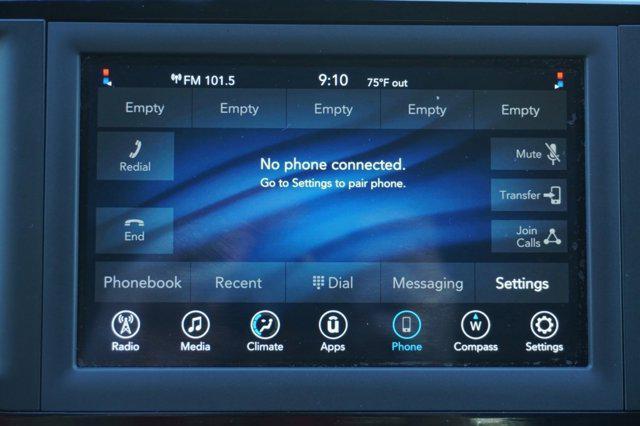2020 chrysler voyager lxi